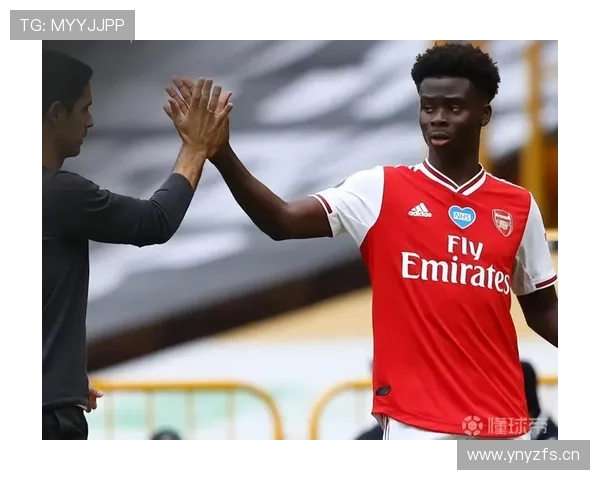 库杜斯与萨卡：英超边锋发展路径对比分析