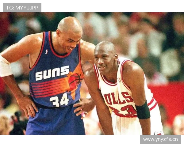 巴克利内线强攻改变防守布局，对比同期大前锋凸显独特得分结构