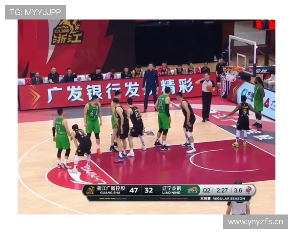 什么是阻挡犯规？新手必须懂的篮球防守规则